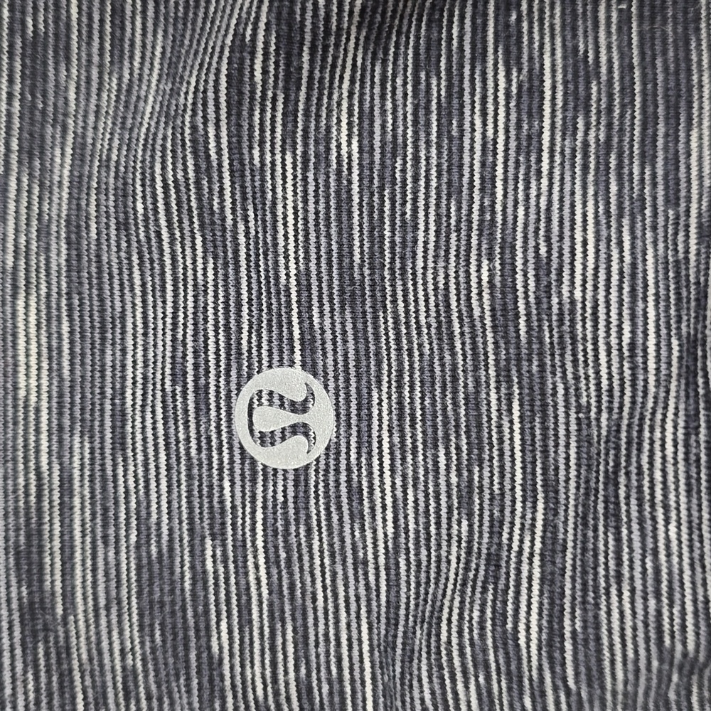 EUC 💎 Lululemon Wunder Under Crop (Hi-Rise) *21"Wee Are From Space Black Slate - Picture 4 of 6